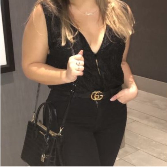 🌷Gorgeous embroidered silk vest - Picture 2 of 9